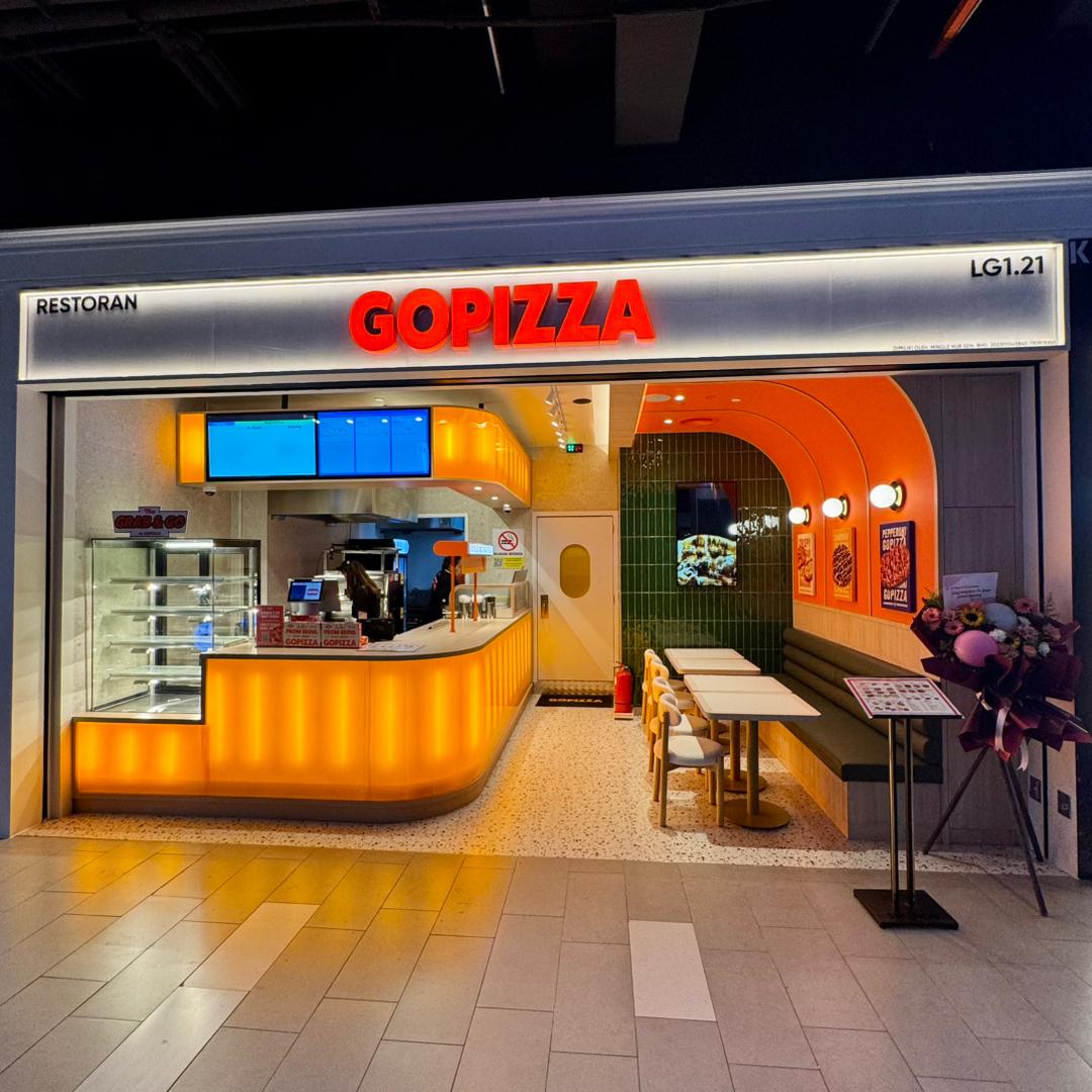 Gopizza shop front